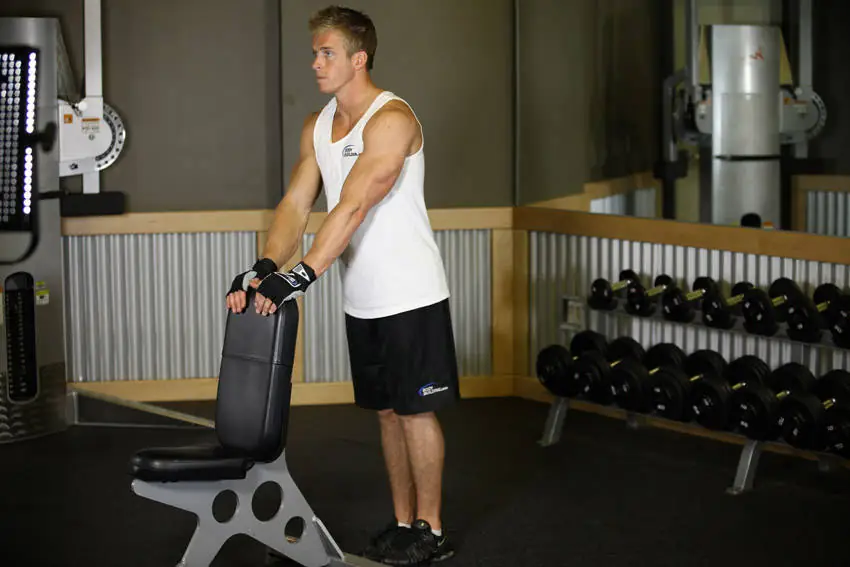 Rear Kickback On Feet (Buns - Bare Bones Starter)